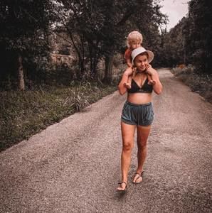 Meet your Posher, Layla